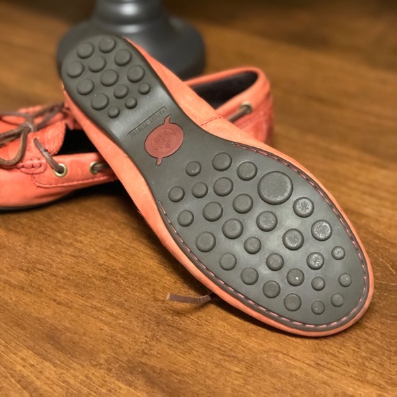 Shoes - Picture 2 of 5